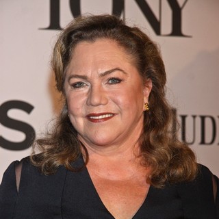 Kathleen Turner