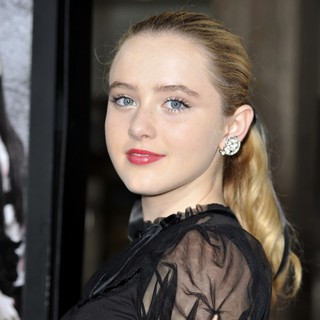Kathryn Newton in Los Angeles Premiere of Pitch Perfect