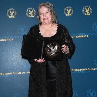 Kathy Bates in 64th Annual Directors Guild of America Awards - Press Room - kathy-bates-64th-annual-directors-guild-of-america-awards-press-room-04