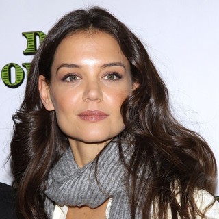 Katie Holmes in Meet and Greet for The Broadway Comedy Dead Accounts