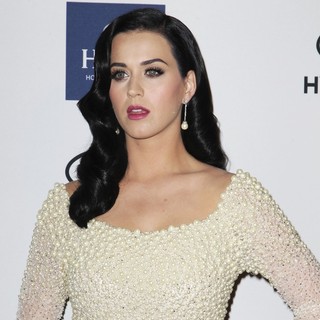 Katy Perry in Clive Davis and The Recording Academy's 2013 Pre-Grammy Gala and Salute to Industry Icons - katy-perry-clive-davis-and-the-recording-academy-s-2013-pre-grammy-gala-04
