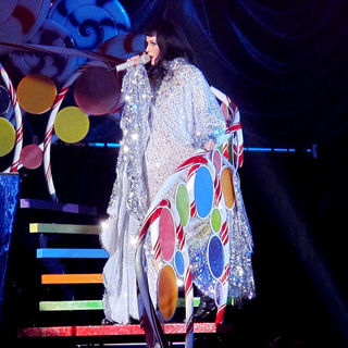 Katy Perry in Katy Perry Performing Her 'Californian Dreams Tour'