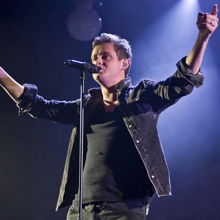 Tom Chaplin, Keane in Keane Perform Live at Brixton Academy