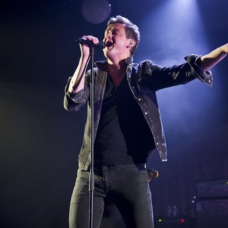 Tom Chaplin, Keane in Keane Perform Live at Brixton Academy