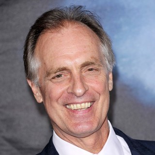 Cowboys and Aliens Premiere - Arrivals - keith-carradine-premiere-cowboys-and-aliens-01