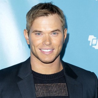 Kellan Lutz in The 55th Annual GRAMMY Awards - mPowering Action Featuring Performances by Timbaland and Avicii