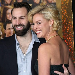 Josh Kelley, Katherine Heigl in Los Angeles Premiere of New Year's Eve