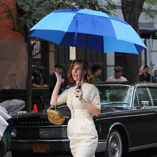 Kelli Garner on The Set of Pan Am Filming on Location in Brooklyn - kelli-garner-on-the-set-of-pan-am-filming-on-location-in-brooklyn-02