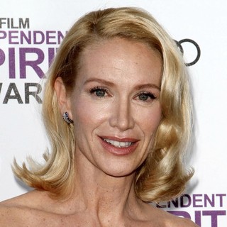 Kelly Lynch in 27th Annual Independent Spirit Awards - Arrivals