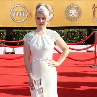 Kelly Osbourne in The 18th Annual Screen Actors Guild Awards - Arrivals