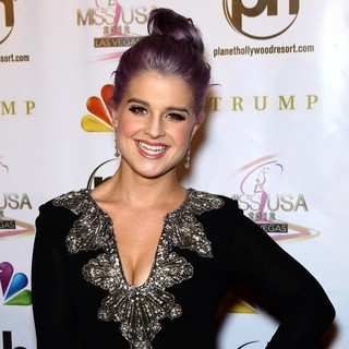 Kelly Osbourne in 2012 Miss USA Pageant - Red Carpet