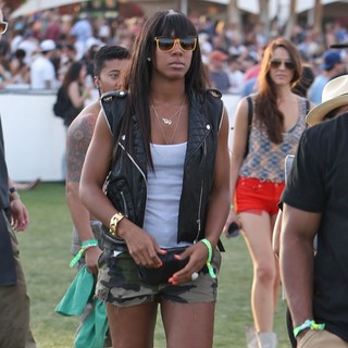 Kelly Rowland in The 2013 Coachella Valley Music and Arts Festival - Week 1 Day 2 - kelly-rowland-2013-coachella-valley-music-and-arts-festival-08