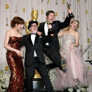 Ellie Kemper, William Joyce, Brandon Oldenburg, Wendi McLendon-Covey in 84th Annual Academy Awards - Press Room