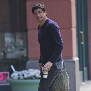Ken Marino in Ken Marino Going to A Medical Centre