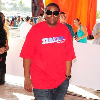 Kenan Thompson in Miami Dolphins vs New Orleans Saints Game - Arrivals