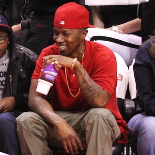 Kendrick Lamar in Celebrities Watch The Los Angeles Clippers vs. Detroit Pistons