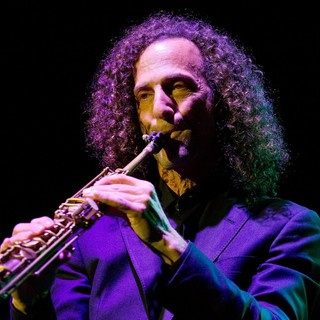 Kenny G in Kenny G Performing Live at Pavilhao Atlantico
