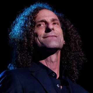 Kenny G in Kenny G Performing Live at Pavilhao Atlantico
