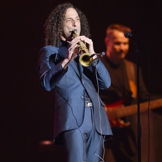 Kenny G in Kenny G Performs Live at Hard Rock Live