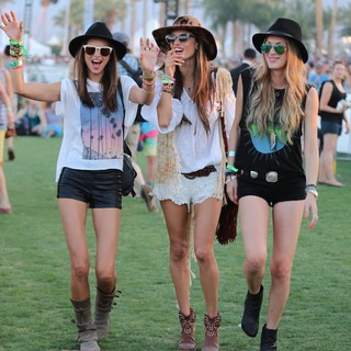 Candice Swanepoel in The 2013 Coachella Valley Music and Arts Festival - Week 1 Day 1 - kerr-ambrosio-swanepoel-2013-coachella-valley-music-and-arts-festival-02