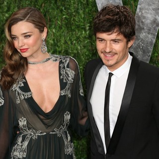 Miranda Kerr, Orlando Bloom in 2013 Vanity Fair Oscar Party - Arrivals