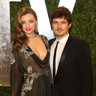 Miranda Kerr, Orlando Bloom in 2013 Vanity Fair Oscar Party - Arrivals