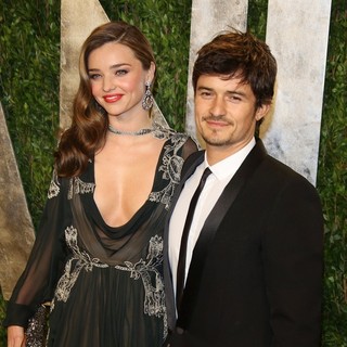 Miranda Kerr, Orlando Bloom in 2013 Vanity Fair Oscar Party - Arrivals