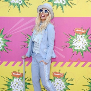 Ke$ha in Nickelodeon's 26th Annual Kids' Choice Awards - Arrivals