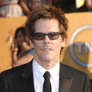 Kevin Bacon in The 18th Annual Screen Actors Guild Awards - Arrivals