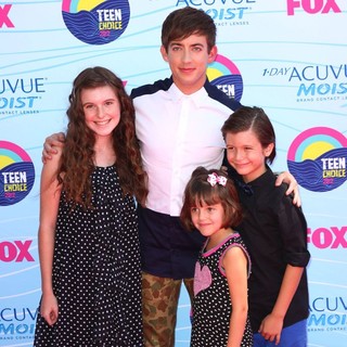 The 2012 Teen Choice Awards - Arrivals