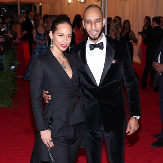 Alicia Keys, Swizz Beatz in Schiaparelli and Prada Impossible Conversations Costume Institute Gala