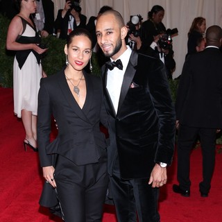 Alicia Keys, Swizz Beatz in Schiaparelli and Prada Impossible Conversations Costume Institute Gala