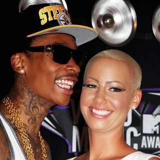 Wiz Khalifa, Amber Rose in 2011 MTV Video Music Awards - Arrivals