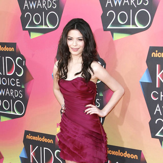 Miranda Cosgrove in Nickelodeon's 23rd Annual Kids' Choice Awards - Arrivals