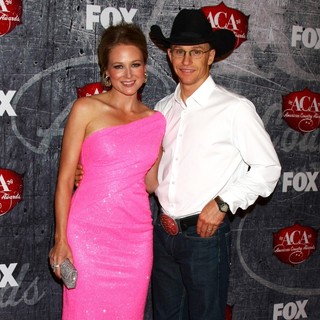 Jewel Kilcher, Ty Murray in 2012 American Country Awards - Arrivals