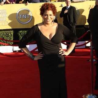 Kim Coles in The 18th Annual Screen Actors Guild Awards - Arrivals