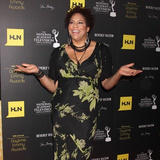 Kim Coles in 39th Daytime Emmy Awards - Arrivals