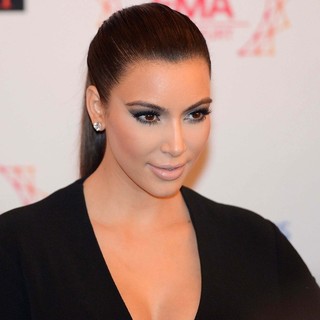 Kim Kardashian in The MTV EMA's 2012 - Arrivals