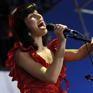 Kimbra in The Annual Homebake Australian Music Festival