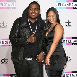 Sean Kingston, Maliah Michel in 2011 American Music Awards - Arrivals
