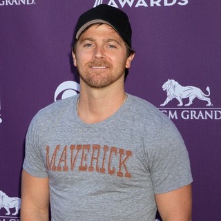 Kip Moore in 2012 ACM Awards - Arrivals