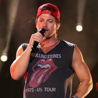 Kip Moore in The 2013 CMA Music Festival - Day 2 - kip-moore-2013-cma-music-festival-04