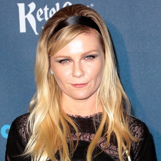 Kirsten Dunst in 24th Annual GLAAD Media Awards - Arrivals - kirsten-dunst-24th-annual-glaad-media-awards-01
