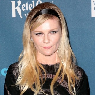 Kirsten Dunst in 24th Annual GLAAD Media Awards - Arrivals - kirsten-dunst-24th-annual-glaad-media-awards-02