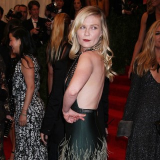 Kirsten Dunst in PUNK: Chaos to Couture Costume Institute Gala - kirsten-dunst-chaos-to-couture-costume-institute-gala-04