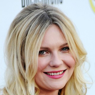 Kirsten Dunst in The Premiere of RADiUS-TWC's Bachelorette