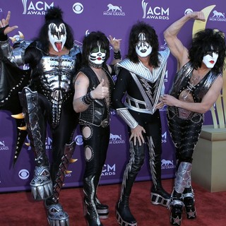 KISS in 2012 ACM Awards - Arrivals