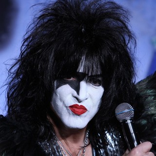 Paul Stanley, KISS in Motley Crue And KISS Announce Their Co-Headlining Tour