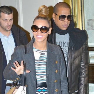 Beyonce Knowles, Jay-Z in Beyonce Knowles and Jay-Z Leaving Bergdorf Goodman