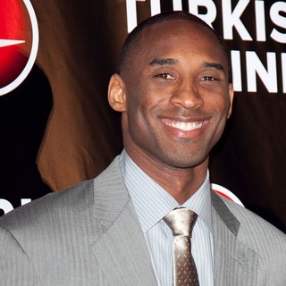 Kobe Bryant in Kobe Bryant and Turkish Airlines Red Carpet Celebration for The Launch of The New Service